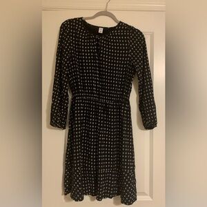 Old Navy Black Patterned Size Small Long Sleeve Dress